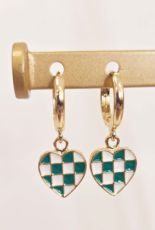 Checkered Heart Huggies