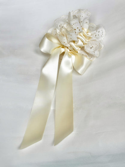 Eyelet Peplum Scrunchie