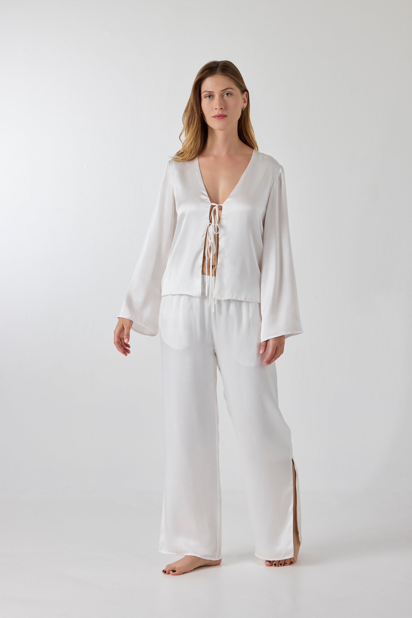 Amelia set
