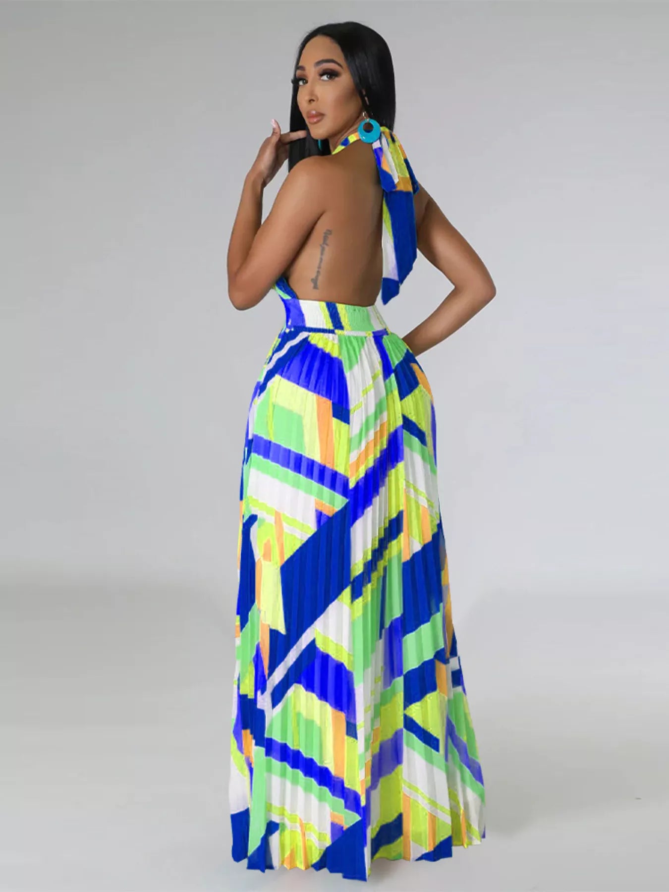 Halter Neck Geometric Print Pleated Maxi Dress