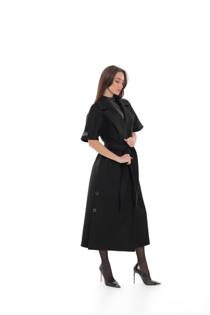 Evelyn Structured Short-Sleeve Coat in Black