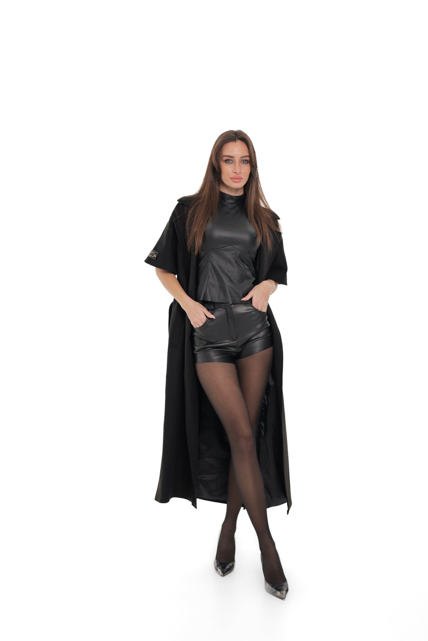 Evelyn Structured Short-Sleeve Coat in Black