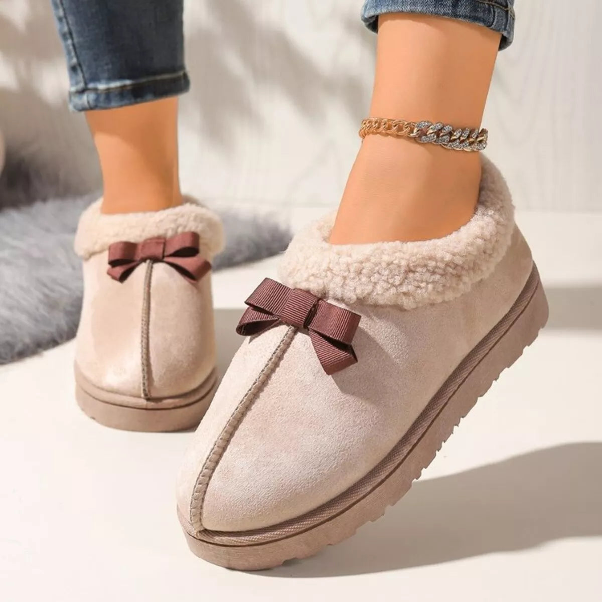 Cozy Bowknot Plush Lined Slip-Ons