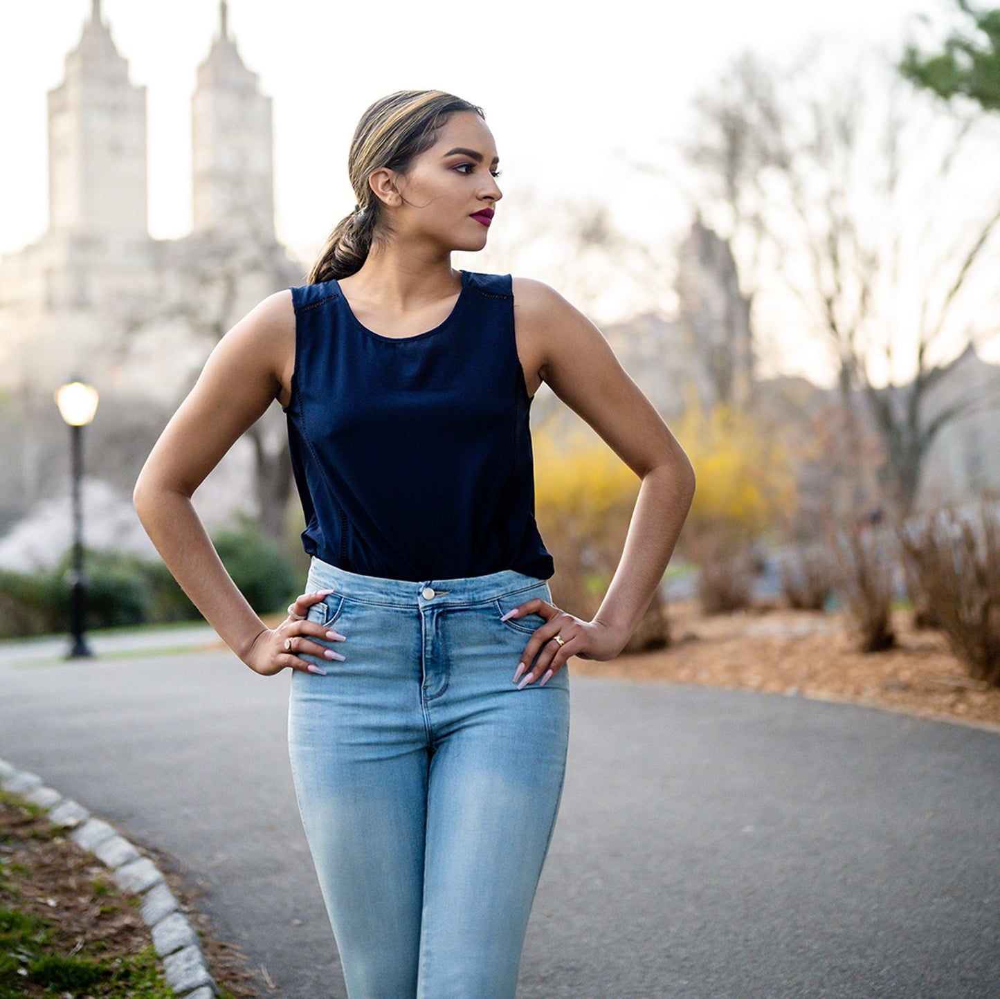 Scalloped Embroidered Eyelet Hem Capris
