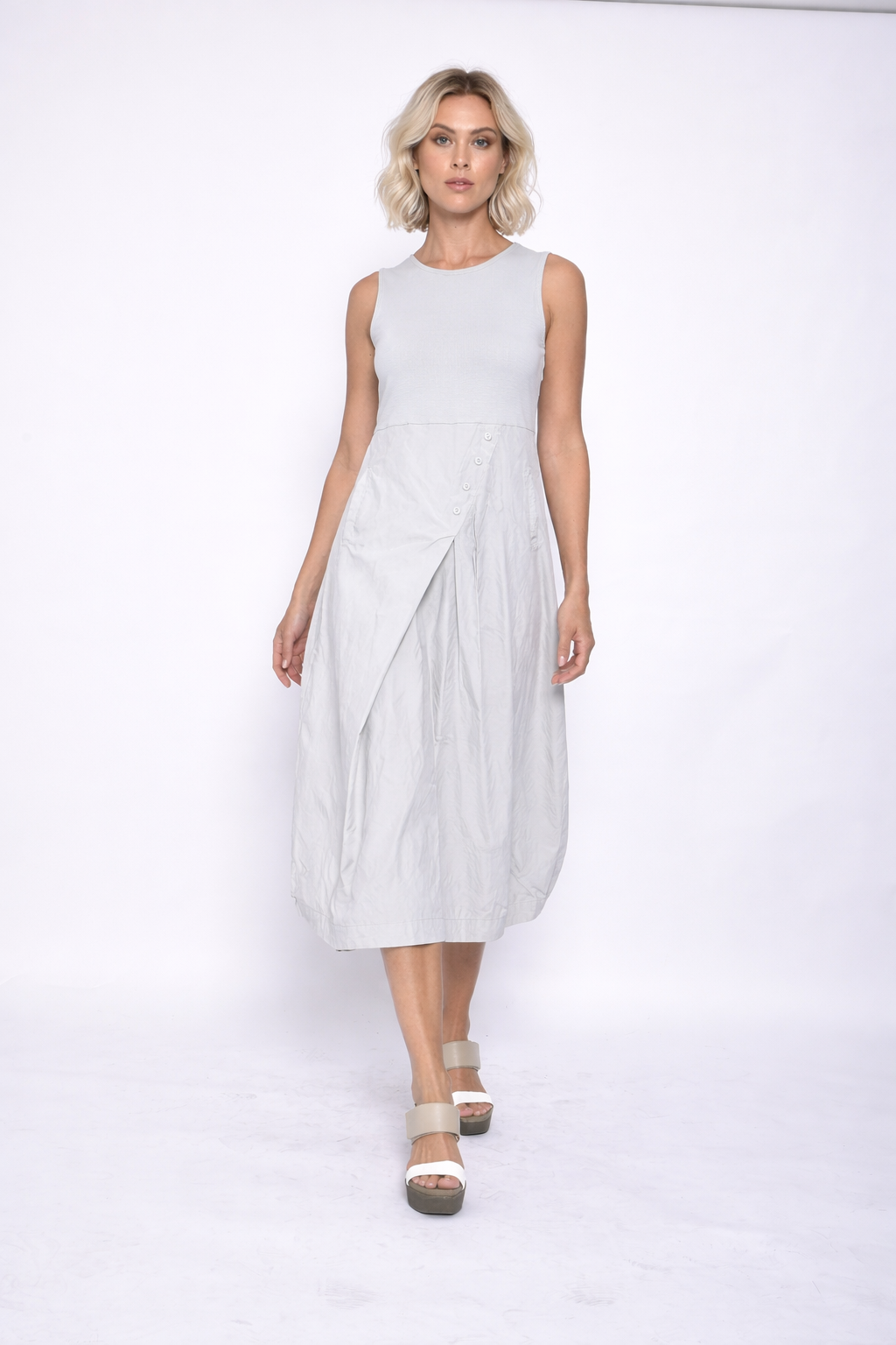 Sleeveless Errand Dress