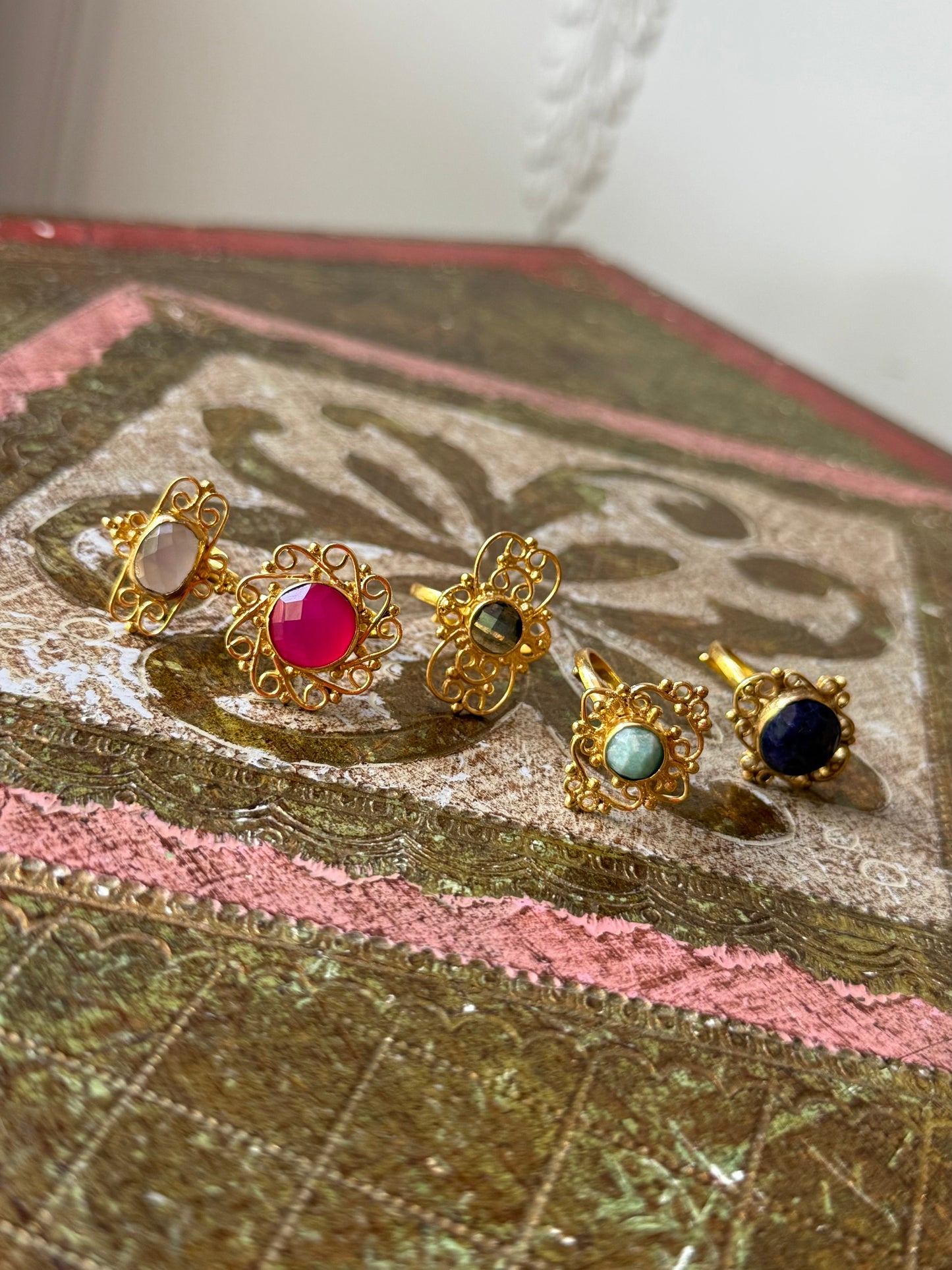 The Royal Set