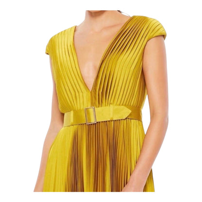 MAC DUGGAL Pleated Cap Sleeve Belted A-Line Dress
#26483 in Chartreuse