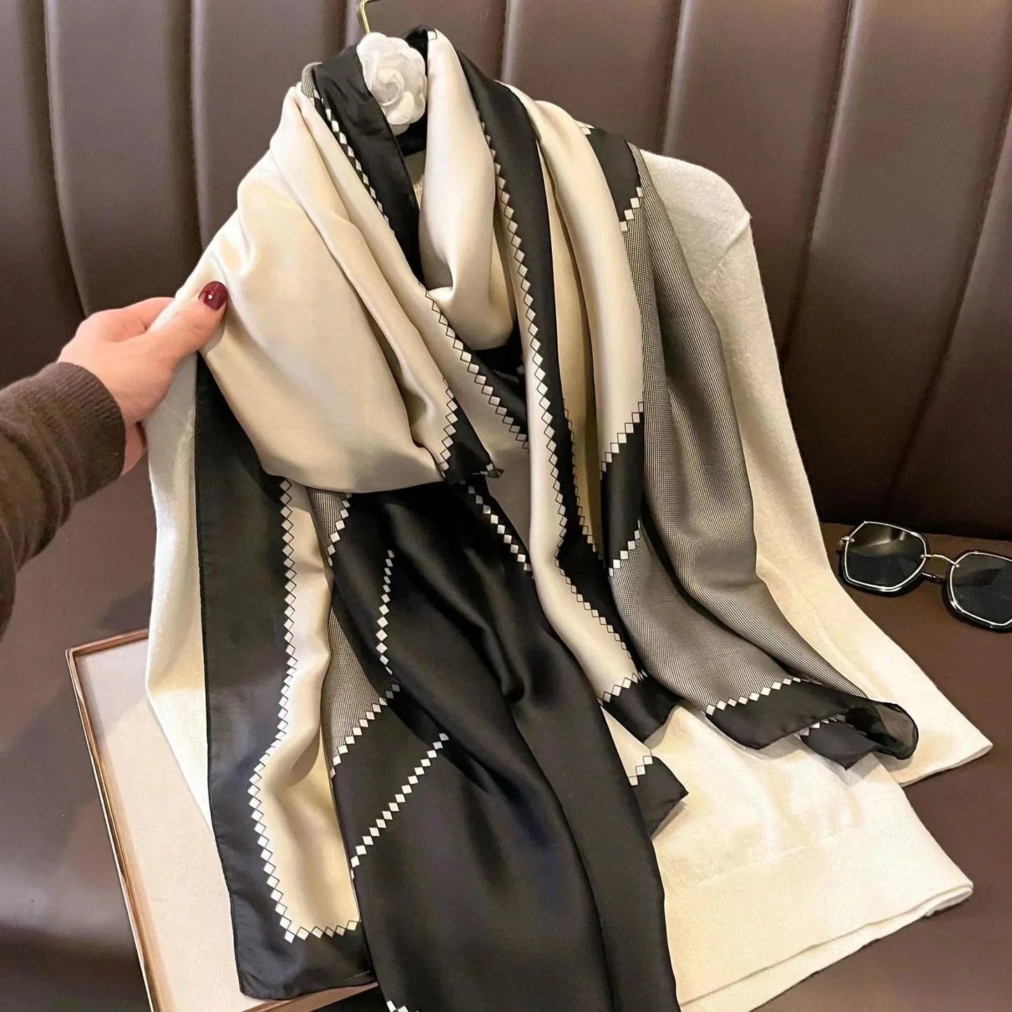 180*90cm Luxury Brand Spring Summer Autumn Women Clothing New Fashion Color matching printed silk scarf lady popular turba