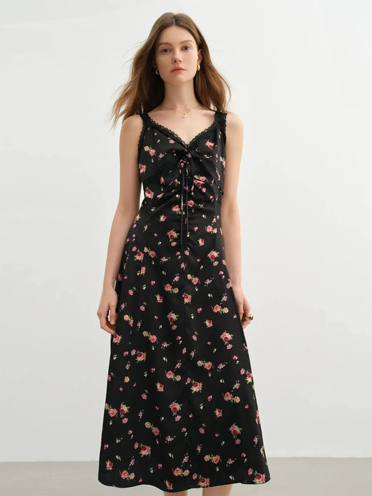 Elegant Plus-Size Strapless Lace Dress