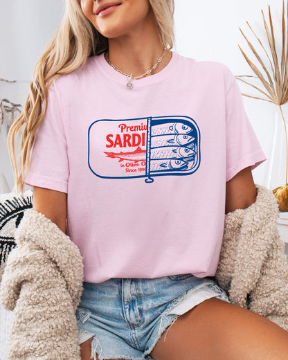 Sardines & Salmon Fish Comfort Colors T-Shirt – Nature Camping Hiking Outdoor Can Graphic Tee